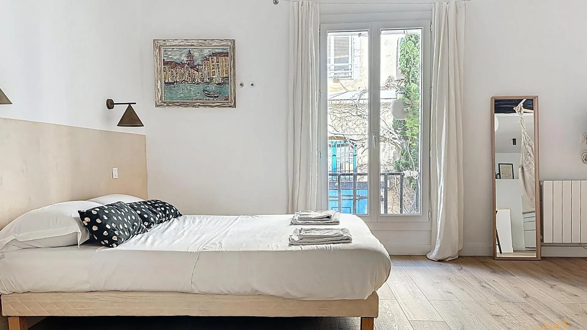 Hyper Centre Vieux Port - Loft - Les Freres De La Loc' Apartment Marseille 0*,  France