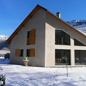 https://lemasdoisans-au-pied-de-lalpe-dhuez-via-bourg-doisans.hotels-rhonealpes.com